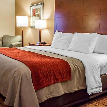 Comfort Inn & Suites Franklin East Экстерьер фото