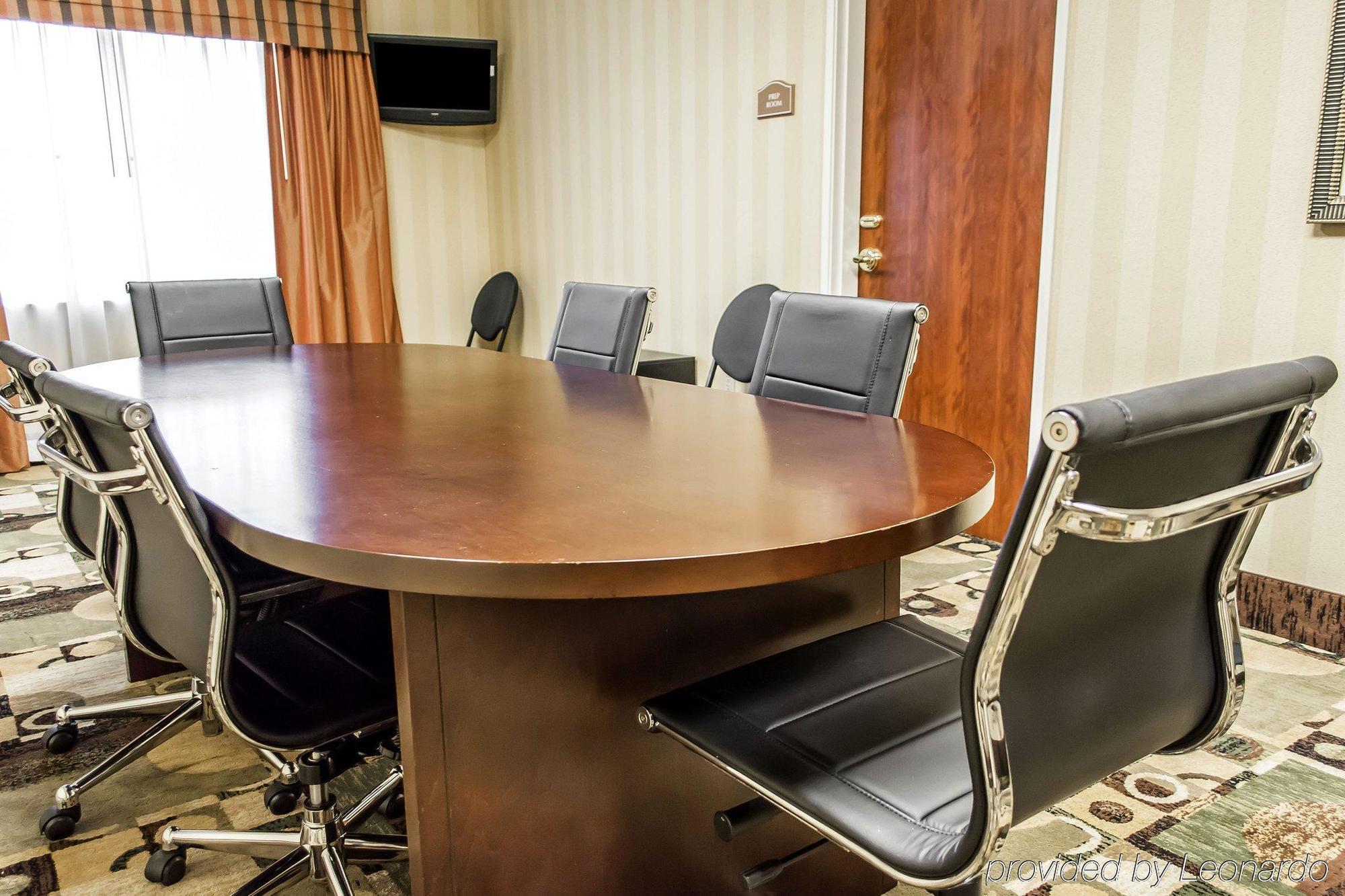Comfort Inn & Suites Franklin East Экстерьер фото
