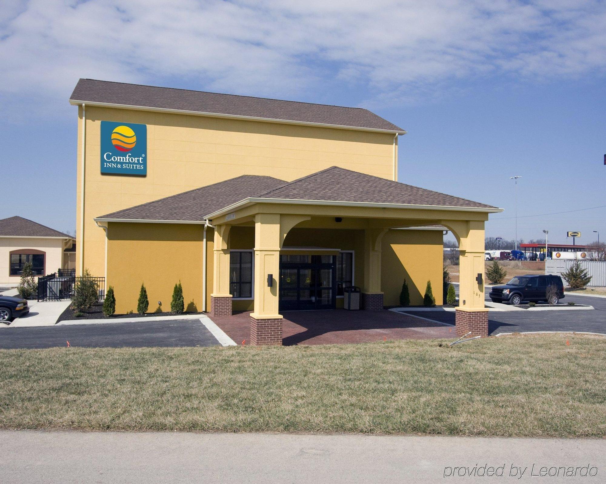 Comfort Inn & Suites Franklin East Экстерьер фото