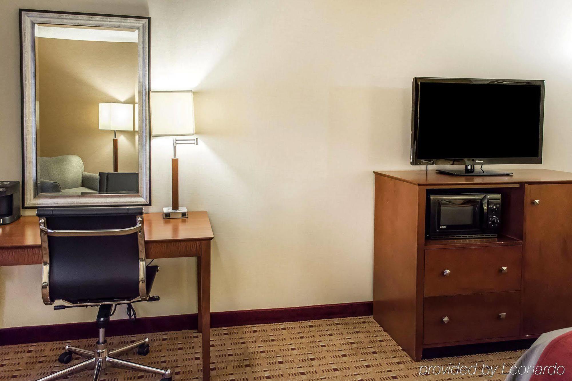 Comfort Inn & Suites Franklin East Экстерьер фото