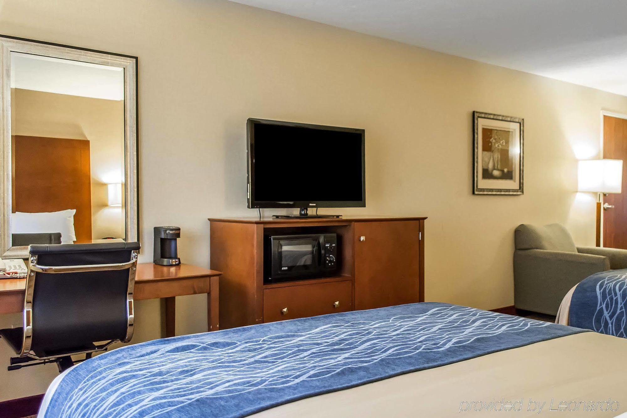 Comfort Inn & Suites Franklin East Экстерьер фото
