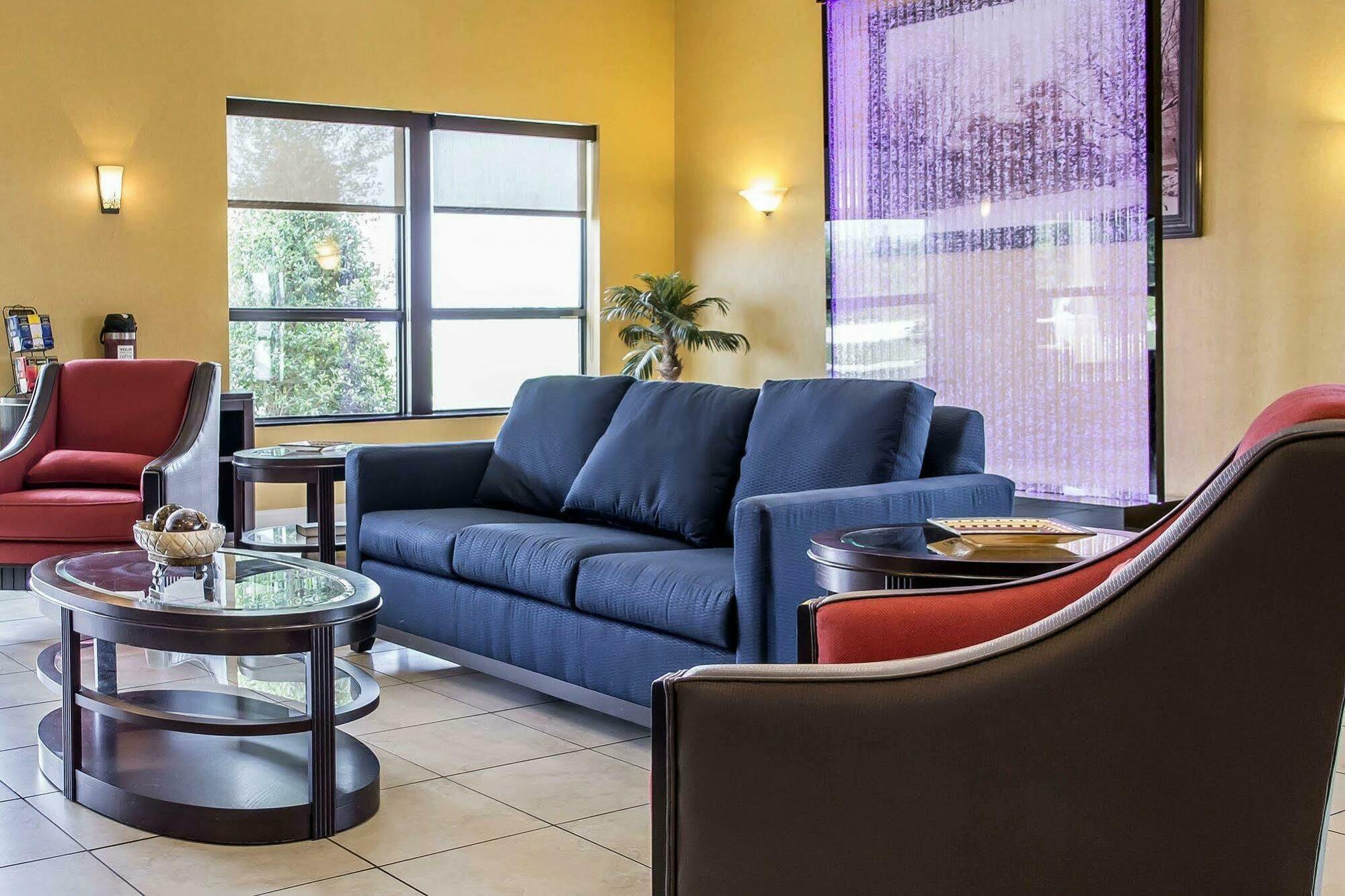 Comfort Inn & Suites Franklin East Экстерьер фото