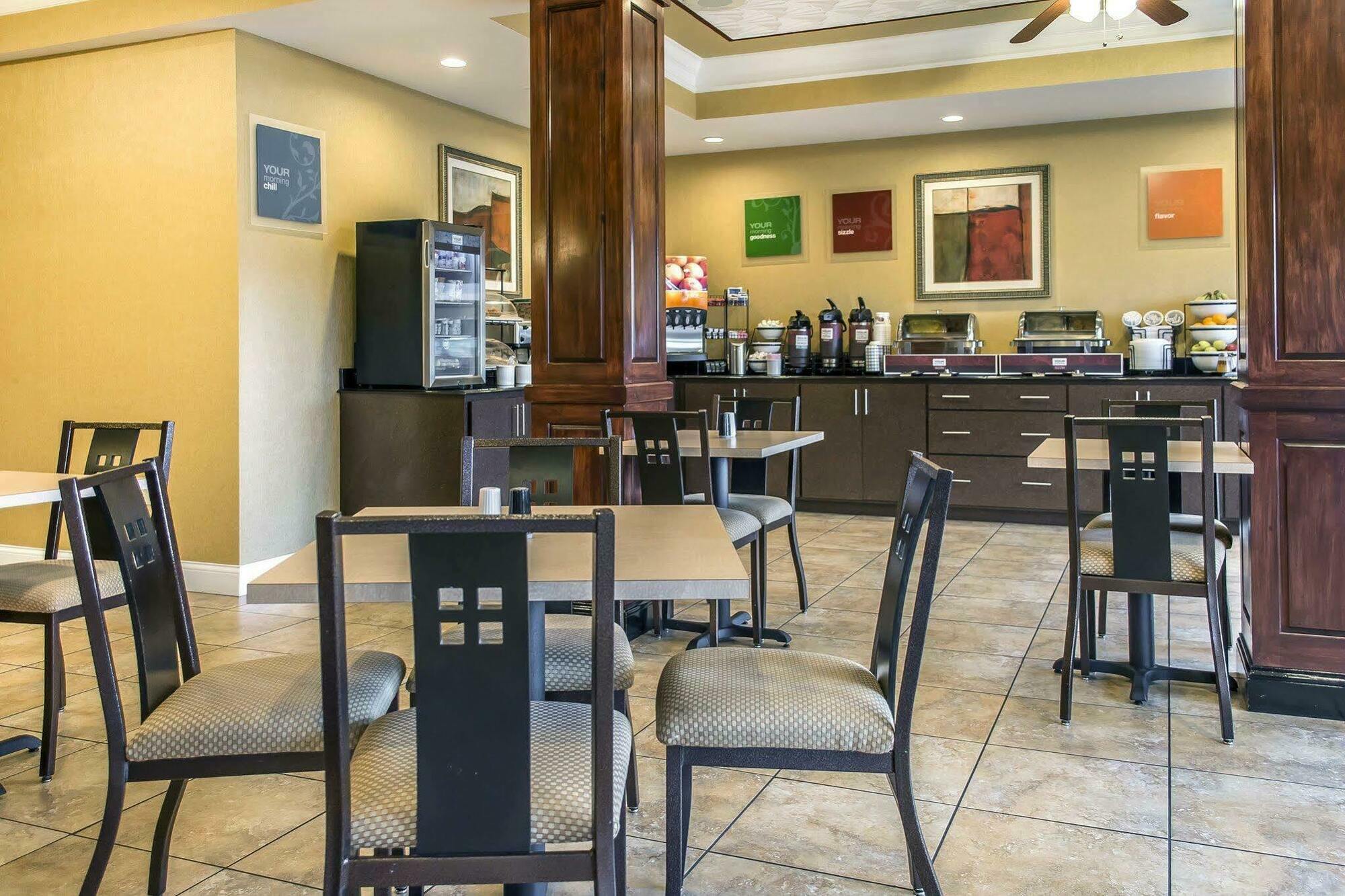Comfort Inn & Suites Franklin East Экстерьер фото